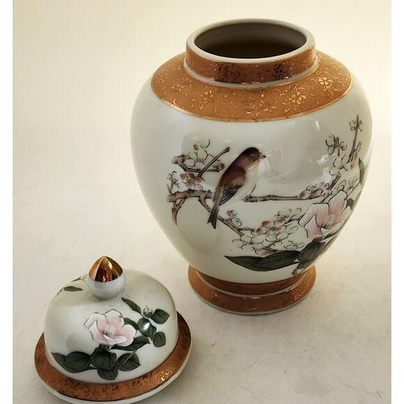 GINGER JAR/JAPAN-Cherry Blossoms-Bird-Gold Tone Trim-Cream Color-Lid-Shelf Decor - Picture 9 of 14